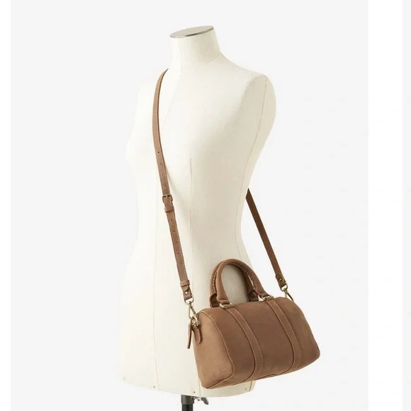 Roots Canada - Mini Banff Bag Tribe in green. Missing strap. - Picture 11 of 12